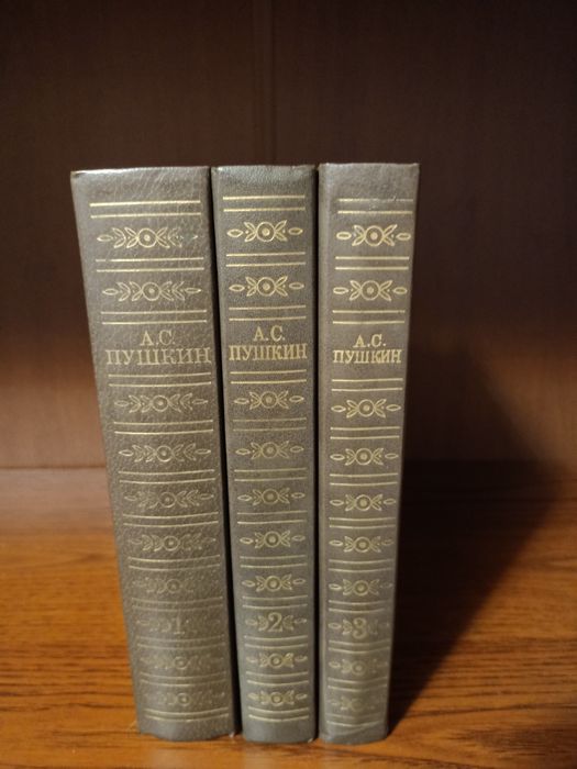 Продам книги недорого