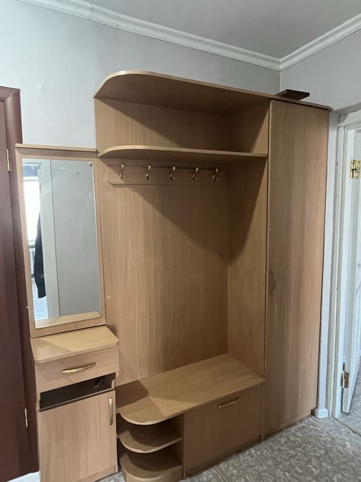 Шкаф для прихожей