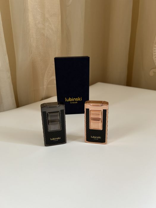 Запалка Lubinski с двоен джет пламък и вграден пънч за пури