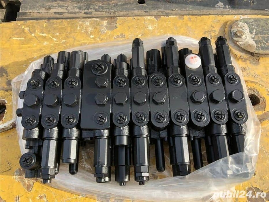 distribuitor hidraulic excavator komatsu pc450