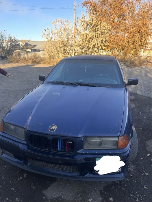 Продаю bmw e36 318i