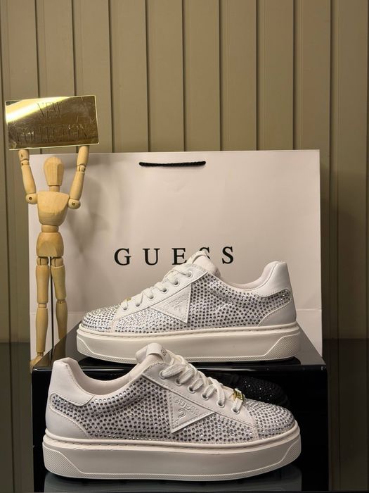 Adidasi Guess noi !!! Marimi 36/40 !!!