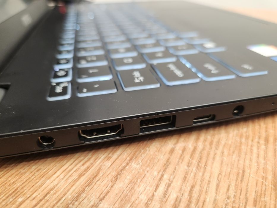 Hope Amanet P11-MSI 15/ i5-1235u/ram 8gb/ ssd 512gb/Garantie