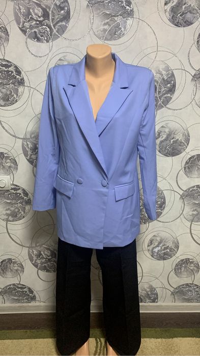 Продам куртку и платье