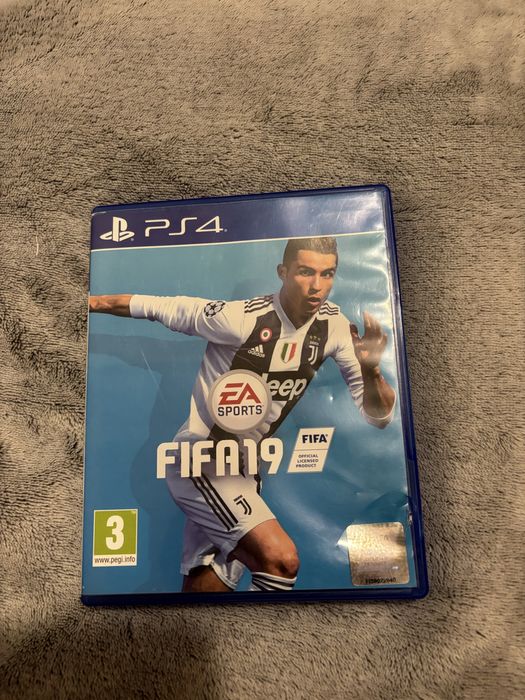 ps4 simplu in stare buna