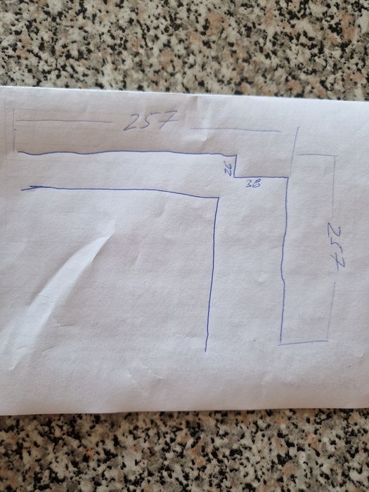 Кухня от масив с вградени уреди