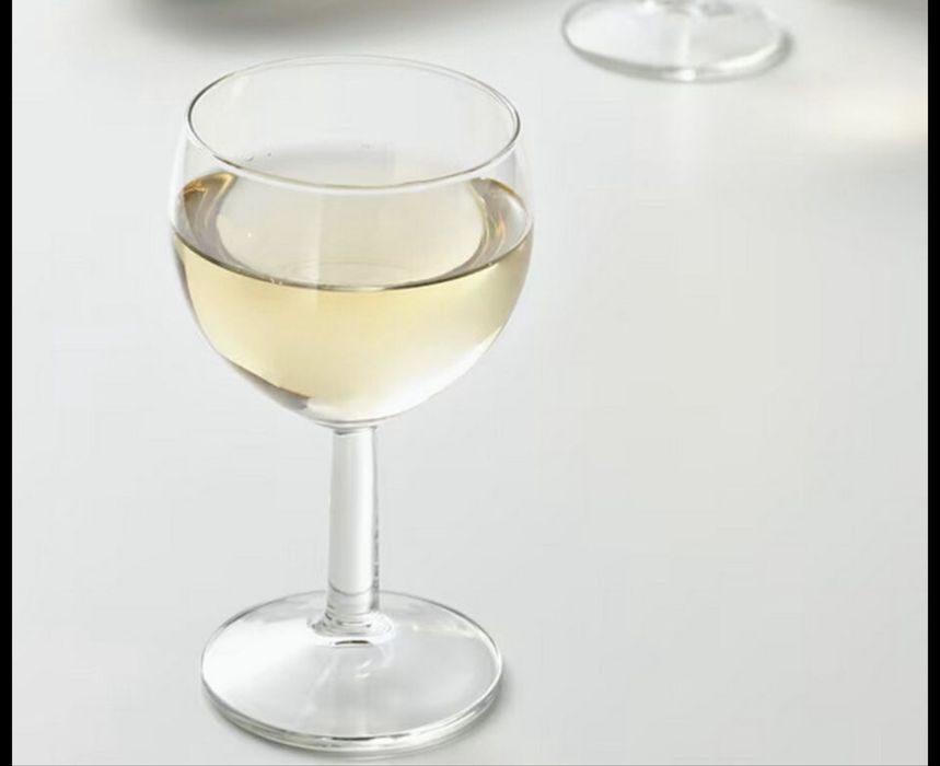 Продам бокалы под вино