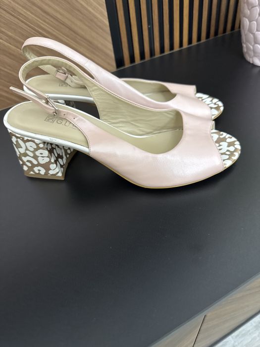 Босоножки кожа натуральная