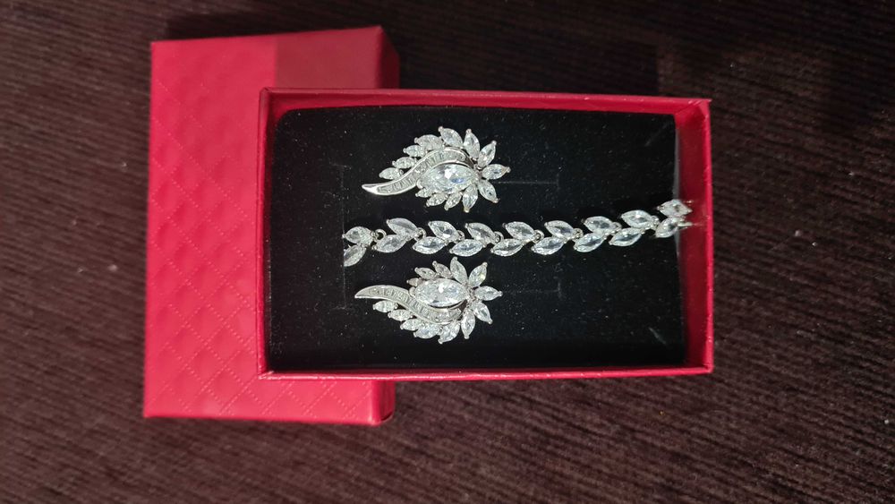 Vand bijuterii mireasa