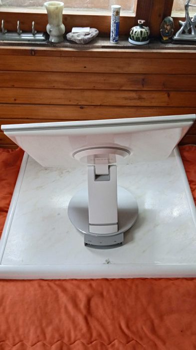 Монитор Samsung Sync Master 173 plus 17’’ ретро