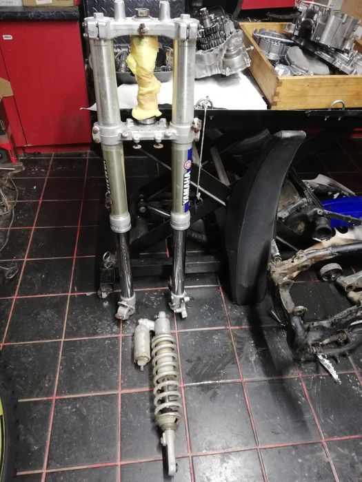 Yamaha yz 426 f  wr 400 yz 450 f на части