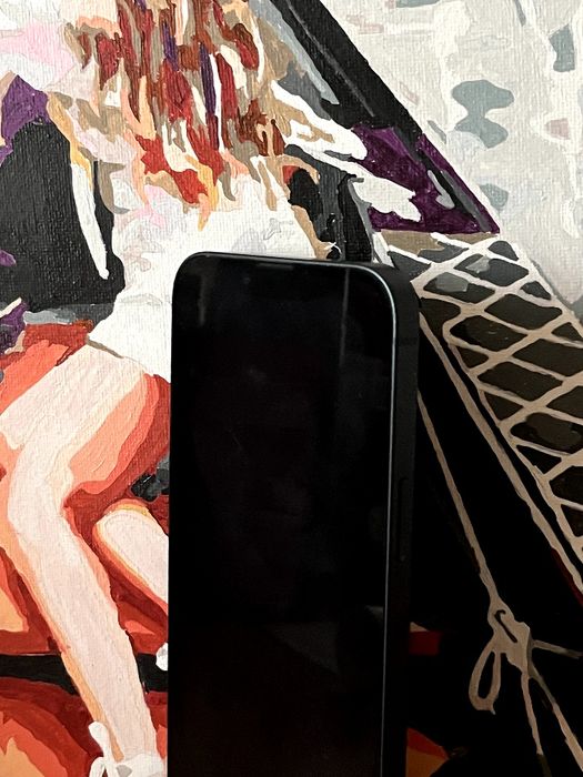 Продам iphone 13