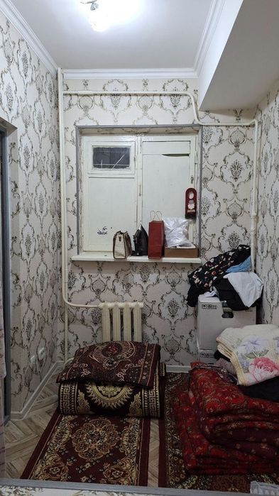 Юнусобод Юнусабад бозори олдида 1 хона