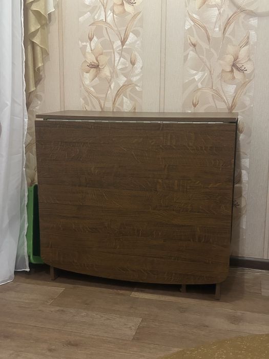 Продам стол тумба