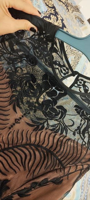 Платье коктейльное кружево