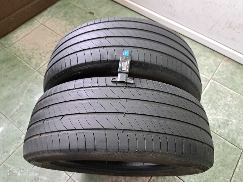 2 anvelope 235/50 R19 Michelin