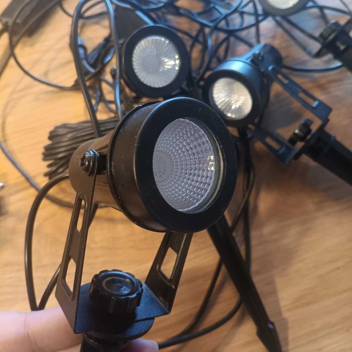 LED градинско осветление RGB – комплект 4 прожектора, 15 м