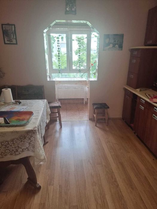 PF vindem apartament 2 camere str. Tulcea