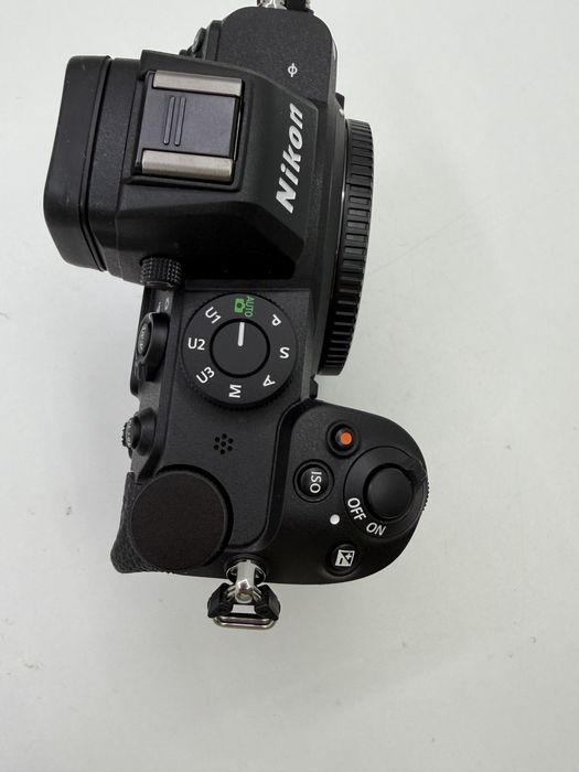 Aparat foto Mirrorless Full-Frame Nikon Z5 Kit cu Obiectiv NIKKOR Z 24-50mm f/4-6.3 WiFi Bluetooth Doar cateva cadre Ca nou