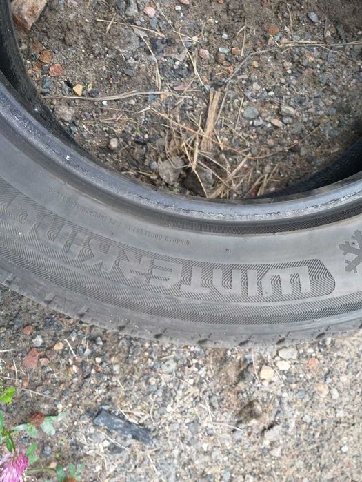 Продам резину пару баллонов 18