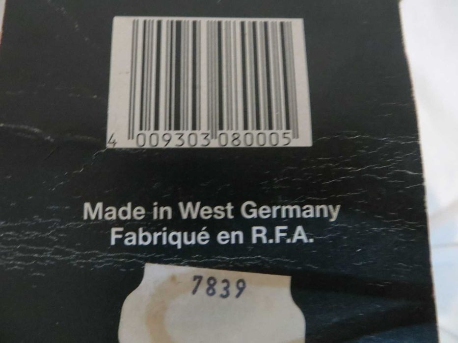 Антикварни стъклени коледни играчки