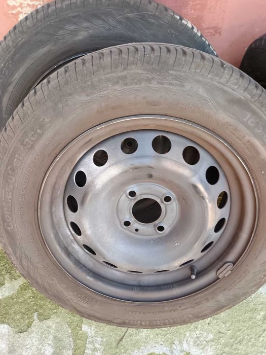 Vând  anvelope de vara-  185/65/15