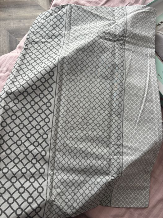 Чаршафи Tac ( за висока/ голяма) спалня.