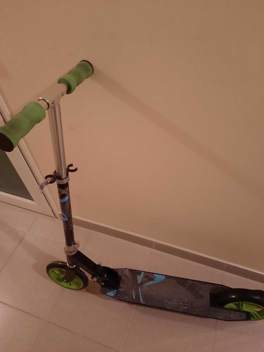 Продавам тротинетка design by BYOX