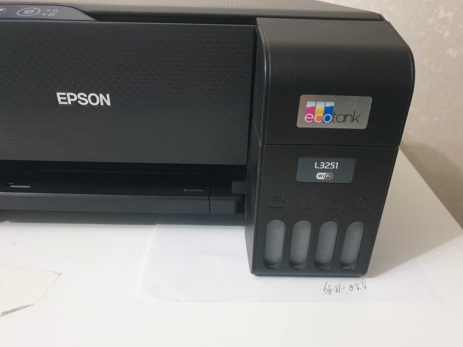 Принтер Epson L3251 WiFi Почти новый