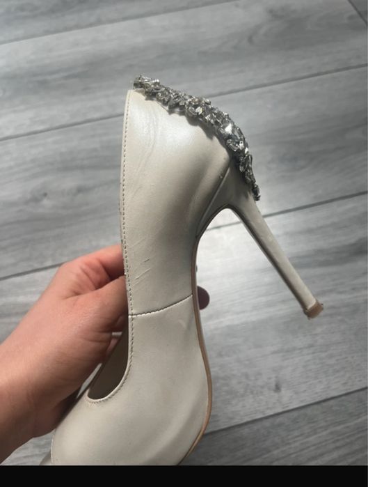 Papuci mireasa eleganti