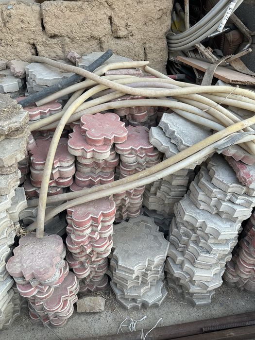 Кафель осындай ..