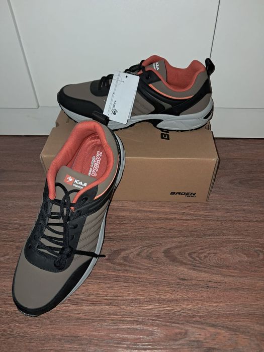 Кроссовки новые Kajila, Nike