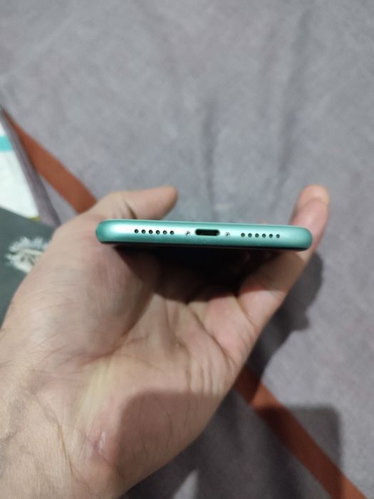 Iphone 11 64gb срочно!!!