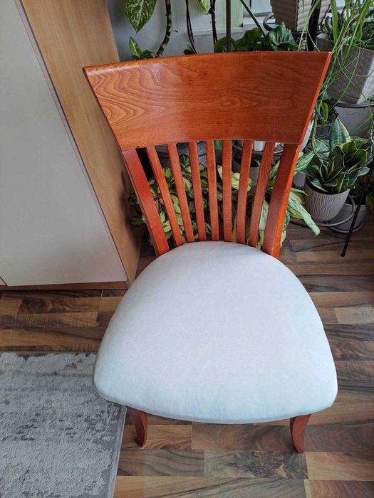 Продавам 4 стола