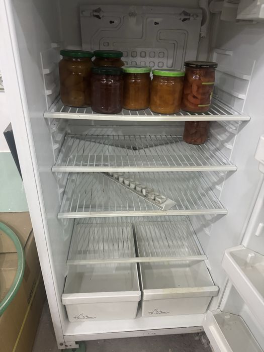 Холодильник продаётса