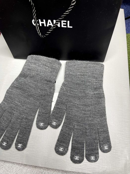 сиви ръкавици унисекс шанел chanel с подарък чантичка зимни аксесоари