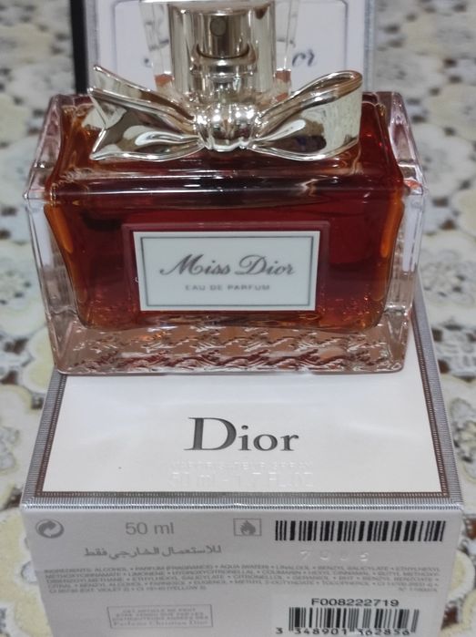 Продам парфюм Диор Мисс Диор