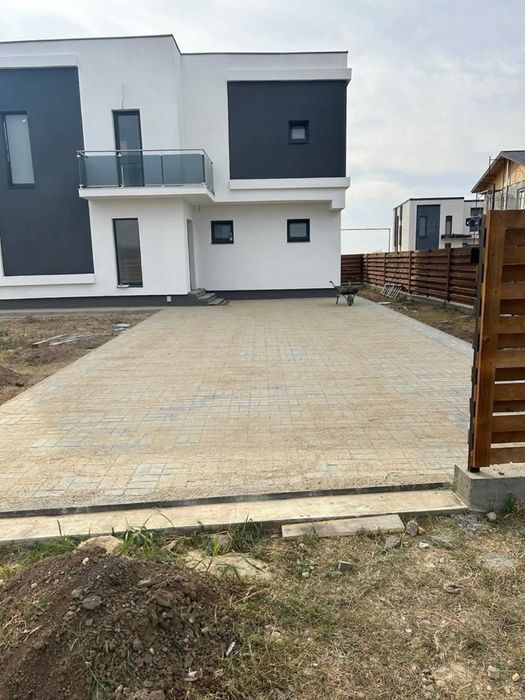 Montaj pavele,borduri,bransamente apa,canal,fose,gazon,sapaturi manual