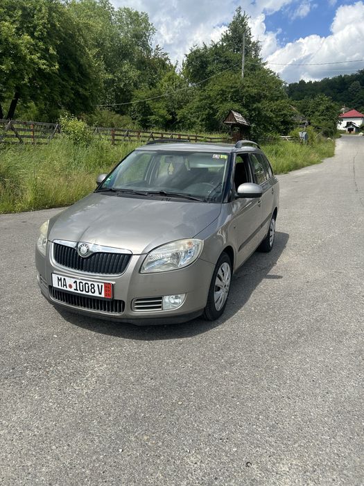 SKODA Fabia 2009 — imagine 2