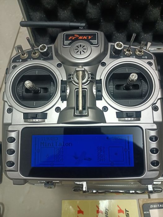 Radiocomanda FrSky X9D + ELRS + 4 in 1 multiprotocol