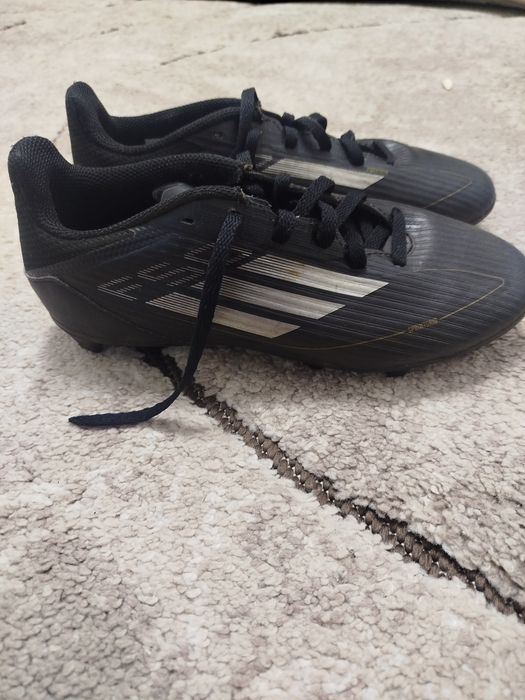 Adidas F50 negre.