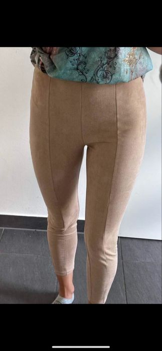 Бежов клин имитация на велур xs