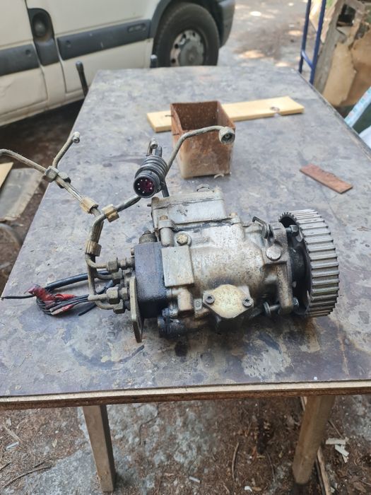 Продавам ГНП Bosh оригинално за Ауди 80 B4 1.9 tdi 90 hp