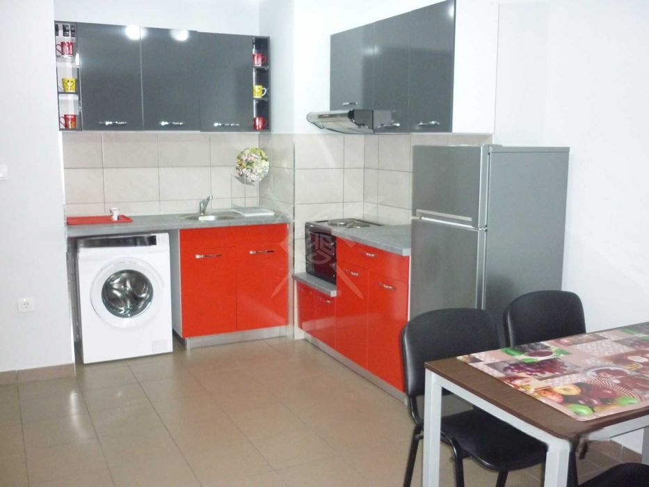 Дава се под наем Двустаен апартамент в Пловдив, Кючук Париж - 60 кв.м за 373.83 € - Снимка #2