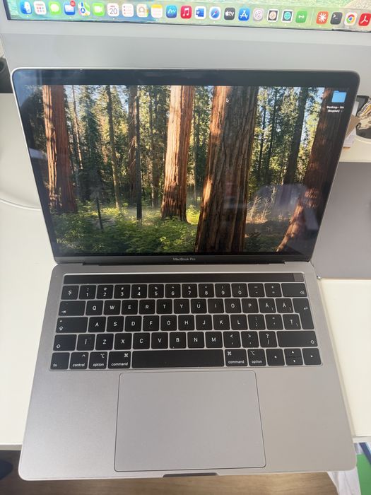MacBook Pro 13" 2018 Touch Bar, i5 2.3GHz, 8GB RAM, 256GB SSD, Space Gray