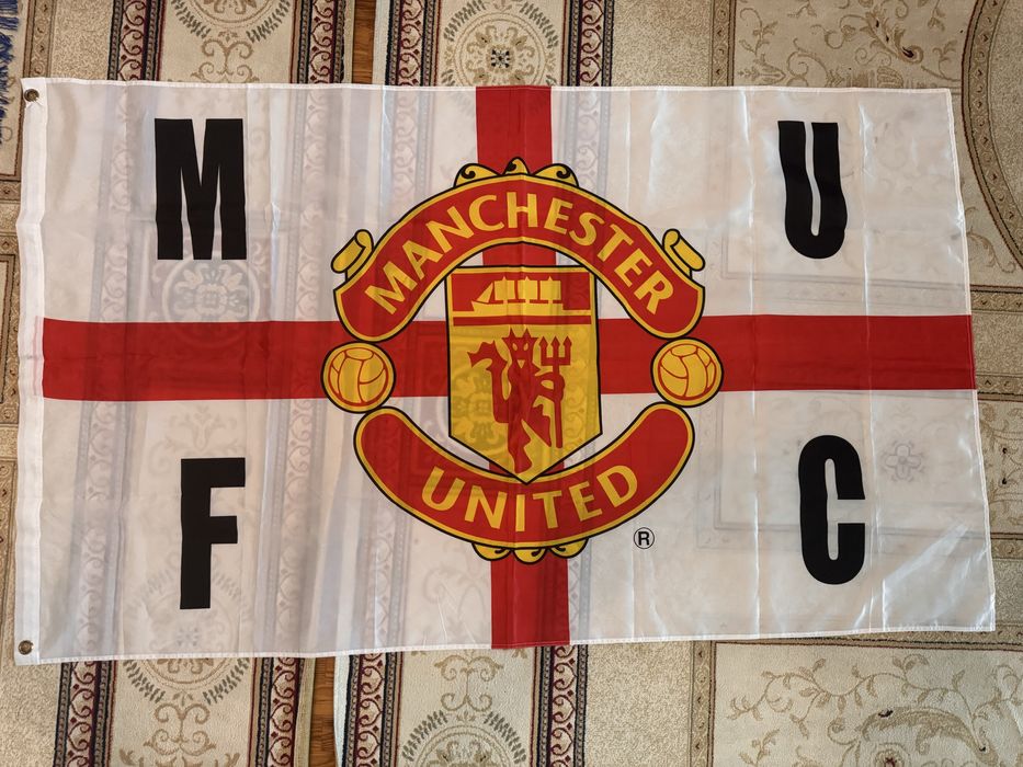 Флаг Manchestet United, оригинал, куплен на Old Trafford
