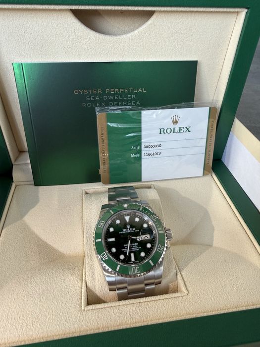 Rolex Submariner 116610LV Hulk 2019