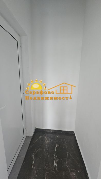 Дава се под наем Офис в Бургас, Сарафово - 21 кв.м за 398.82 € - Снимка #1