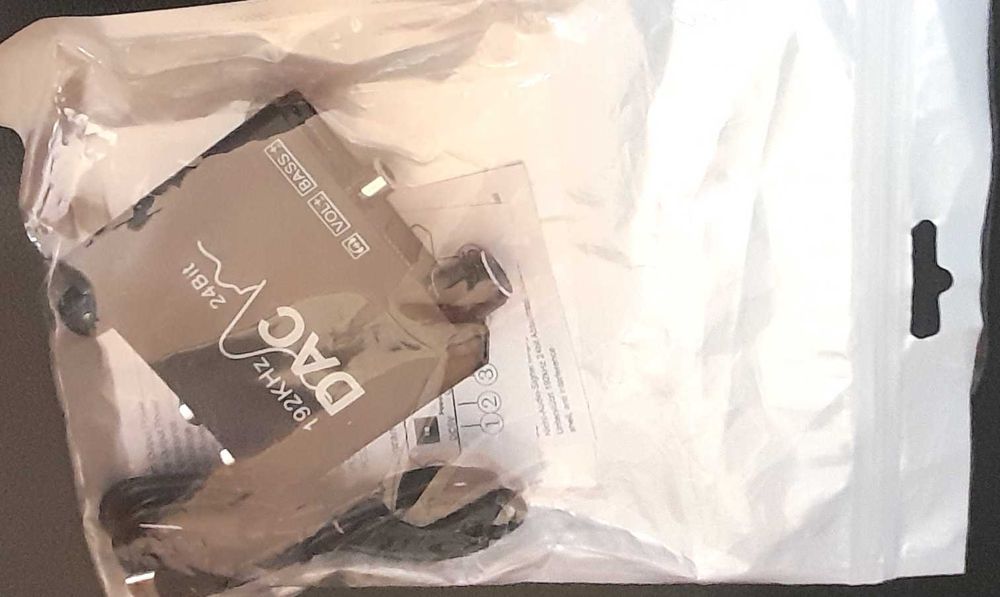 Hов DAC - 192k - преобразува цифровият сигнал в аналогов