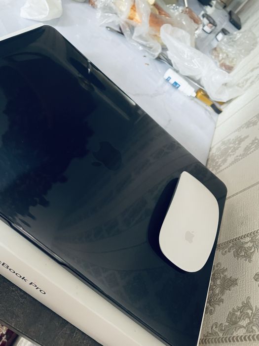 Macbook Pro M1 (256/8GB) и Magic Mouse